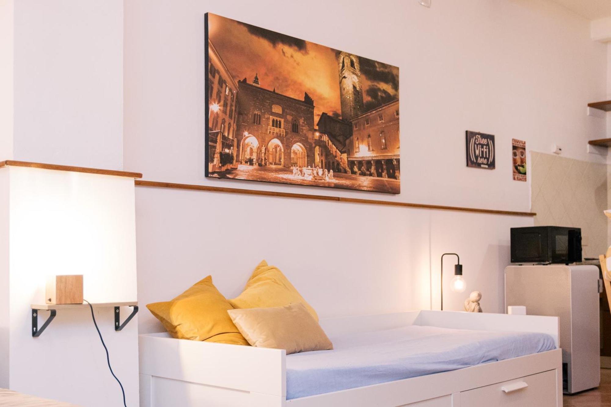 Casa Tequila Apartment แบร์กาโม ภายนอก รูปภาพ